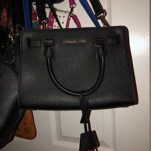 Michael Kors Messenger purse